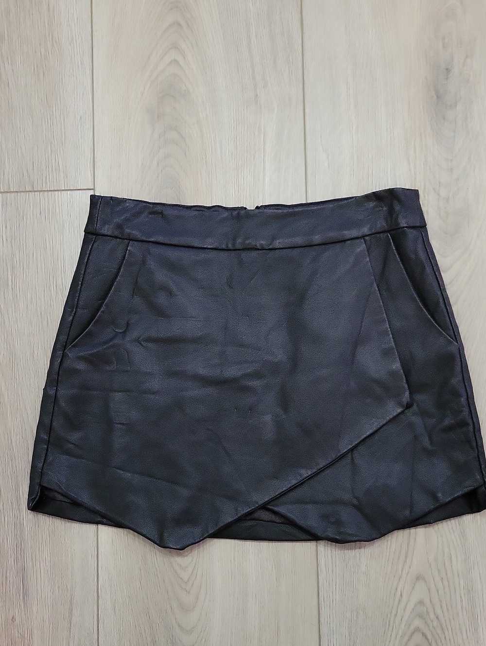 Forever 21 Black Faux Leather Asymmetric Hem Mini Skirt